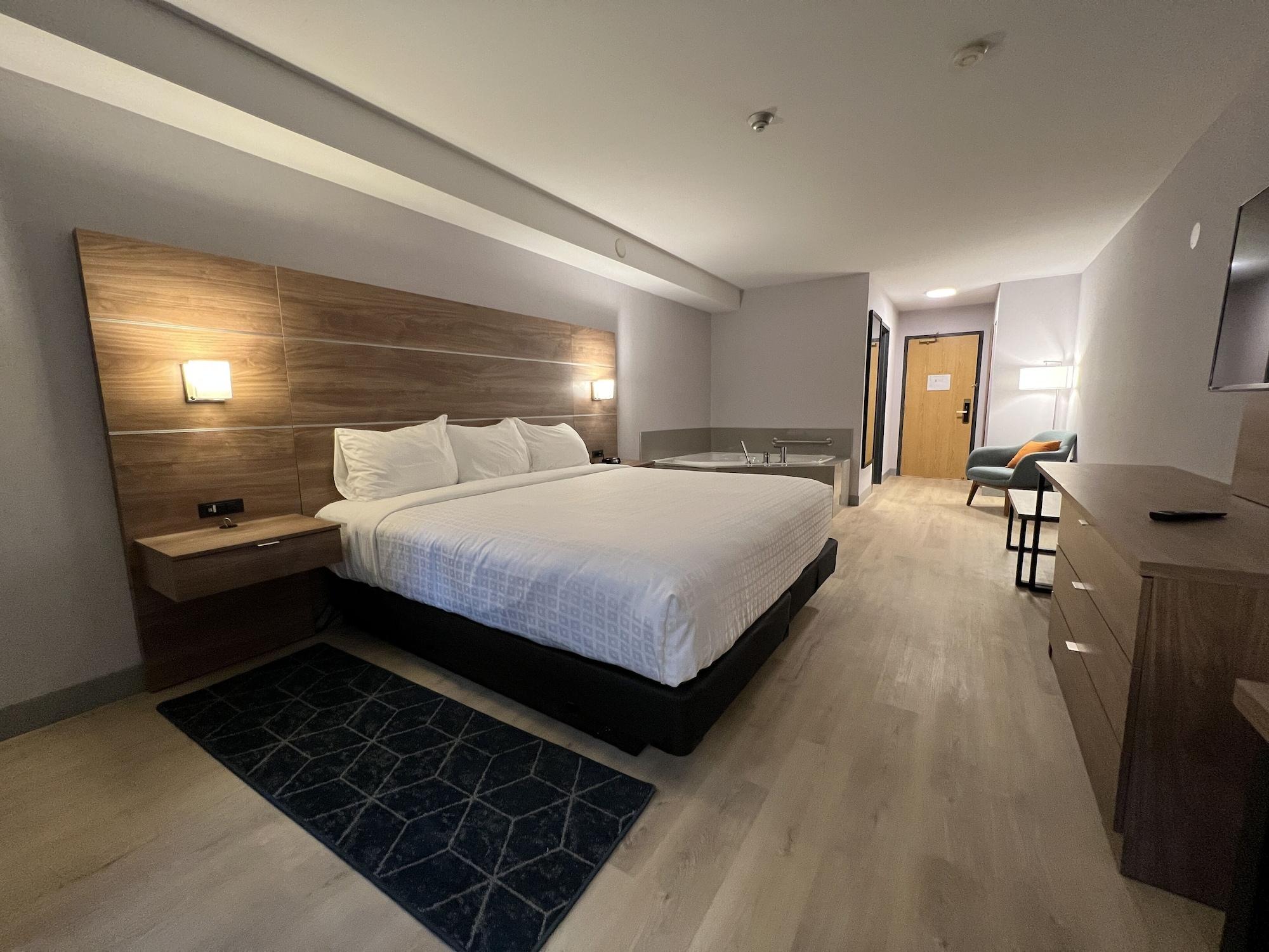 Super 8 By Wyndham Cornwall On Extérieur photo