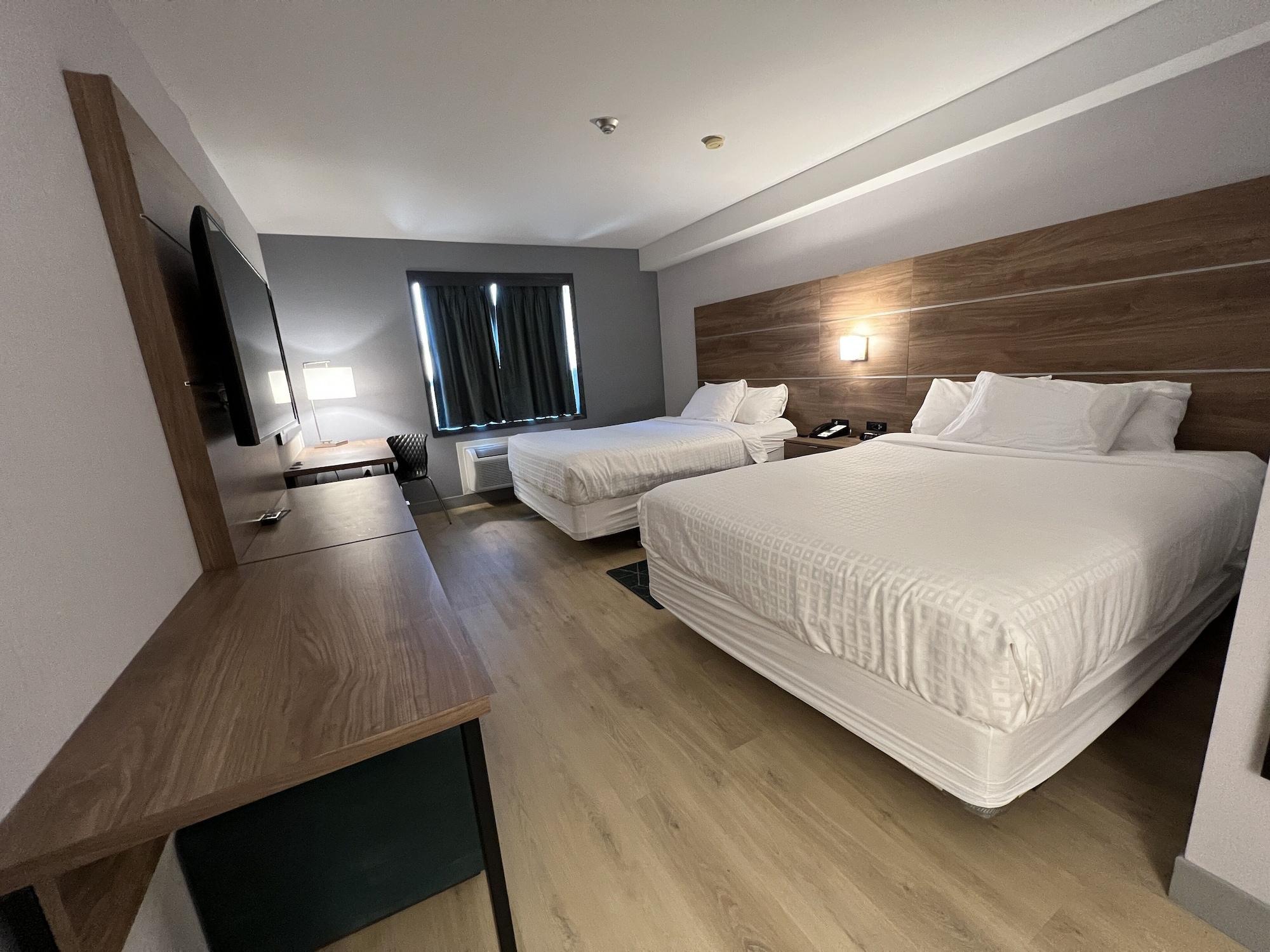 Super 8 By Wyndham Cornwall On Extérieur photo